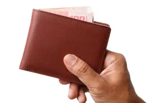 8 Proven Money-Saving Strategies for College Students